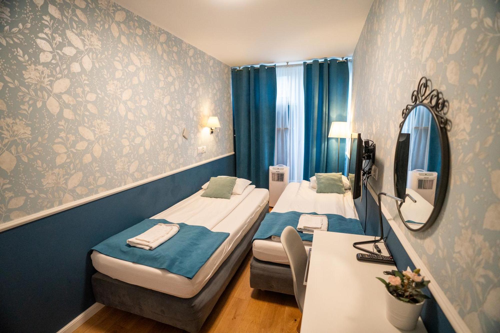 Apartament Hotel Grzybowska 9 Warsaw Luaran gambar